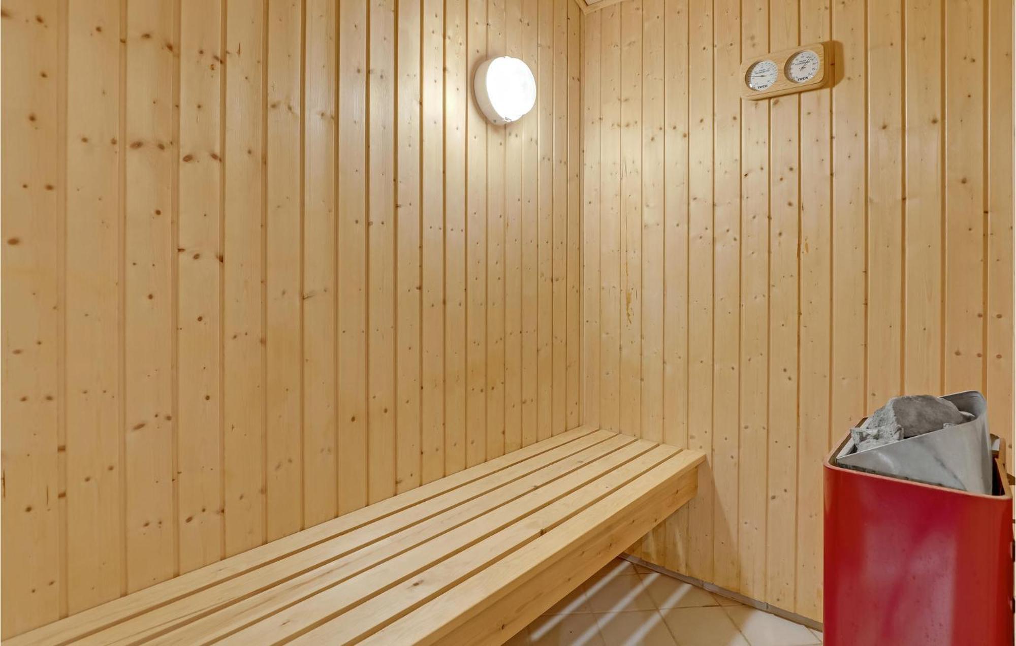 Awesome Home In Nexo With Sauna Snogebæk Εξωτερικό φωτογραφία