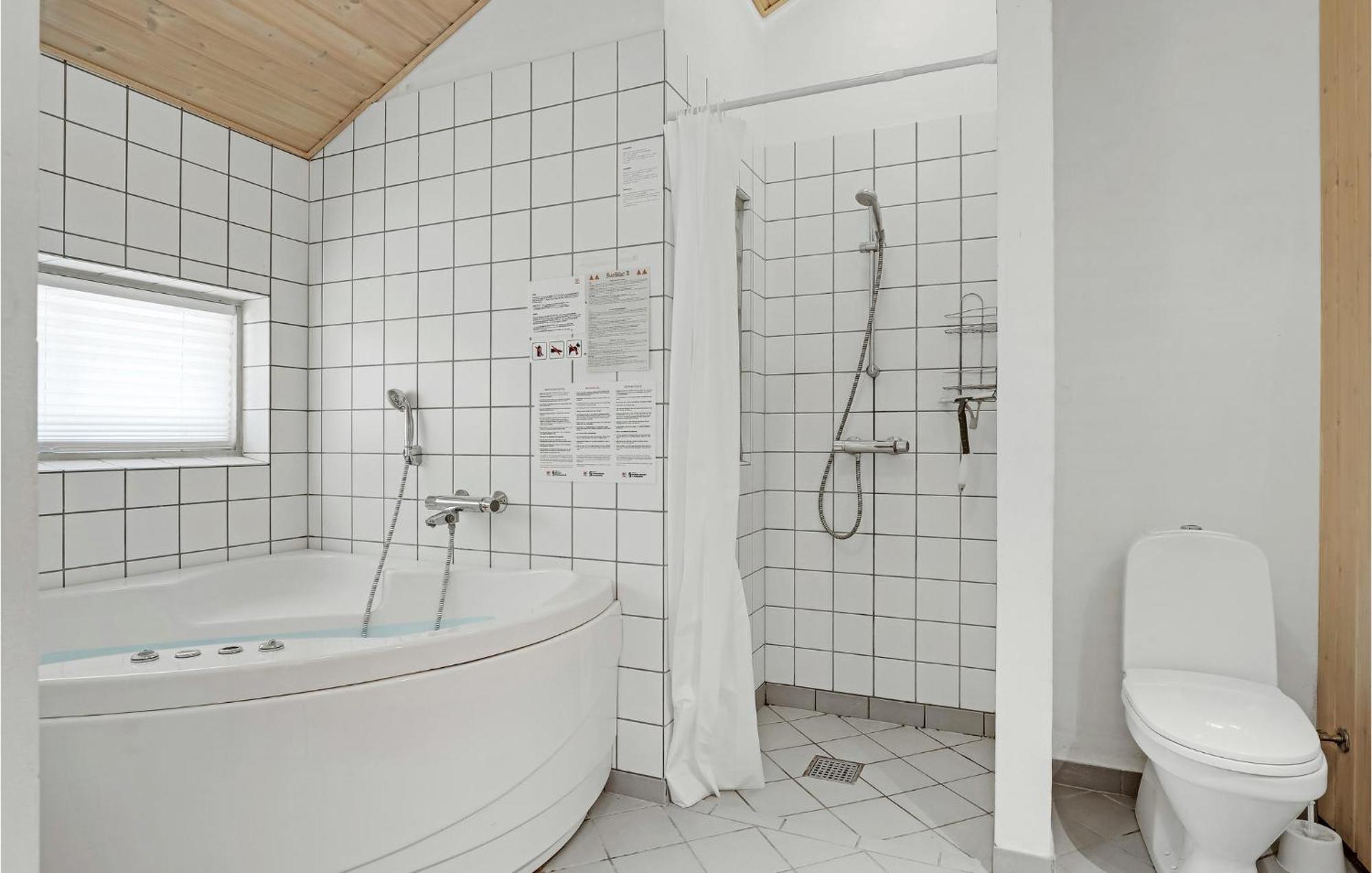 Awesome Home In Nexo With Sauna Snogebæk Εξωτερικό φωτογραφία